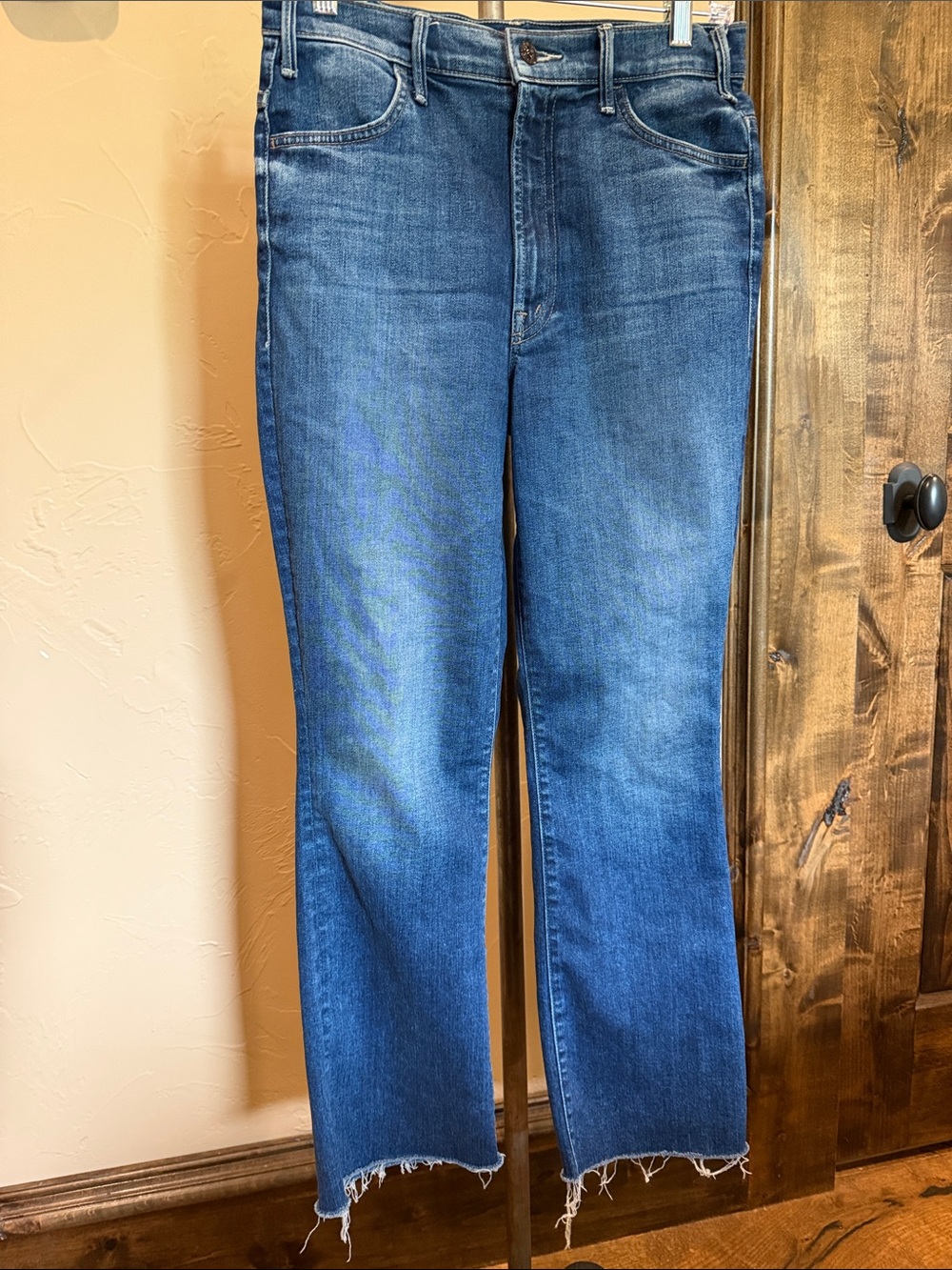 MOTHER Women's The Hustler Ankle Fray Jeans